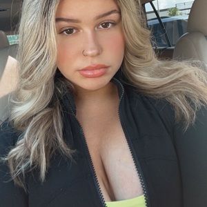 Meet your Posher, Faith